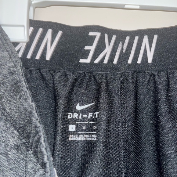 dark gray nike shorts - Picture 2 of 3